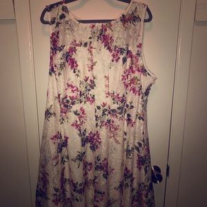 Beautiful Floral Lace Dress